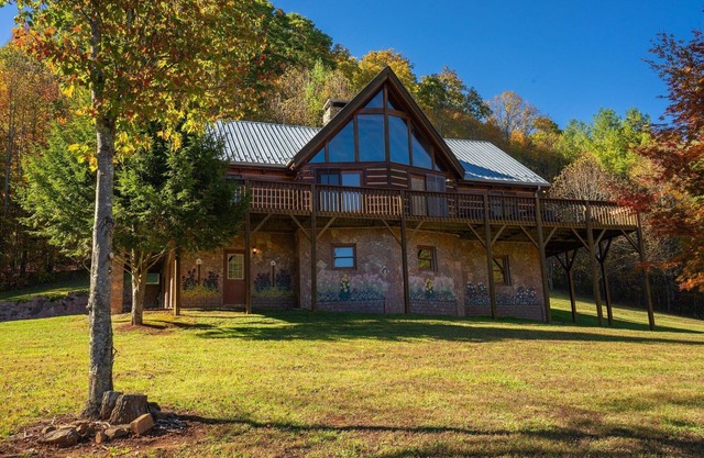 Heavenly Hideaway - Privacy, near River & biking