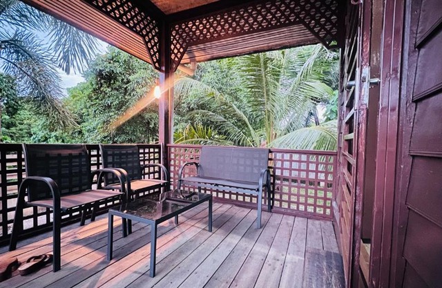 HERITAGE D'CENANG with Jacuzzi Spa
