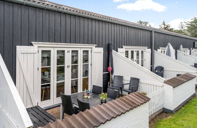 "Hermanda" - 100m to the fjord by Interhome