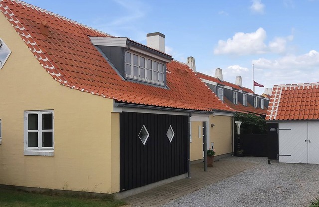 "Hialmar" - 400m from the sea by Interhome