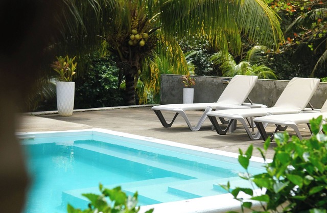 Hibiscus Caribbean Garden suite with pool