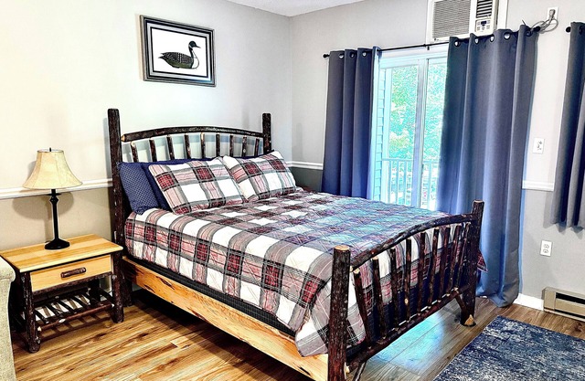 Hickory Lodge Condo Resort Main Street Lincoln with pool and hot-tub and Kitchen