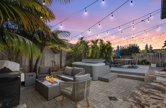 Hidden Gem: 3Bed/3Ba Retreat w/Jacuzzi Point Loma AC/Parking