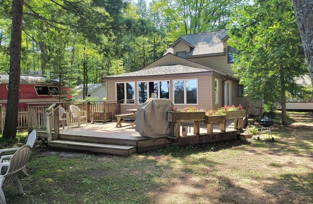 Higgins Lake Gem - One Of A Kind Lake Front