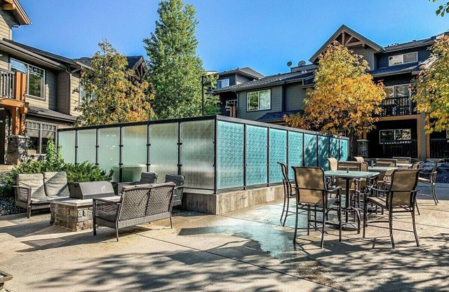 High Peak Hideaway - 2Br/2Bath Luxury Retreat