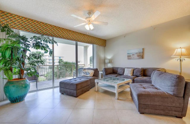 High Pointe 235