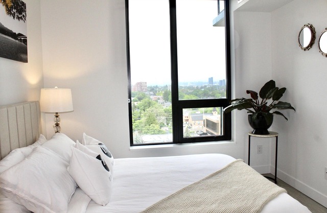 High Rise: One-Bedroom Downtown Condo