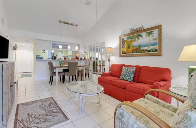 Highly Desired - Wild Pines at Bonita Bay! Gorgeous Parks, Pool, Hot Tub, Pickleball & Free Kayaks!