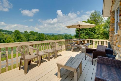 Hike and Explore Mountain-View Escape in Candler