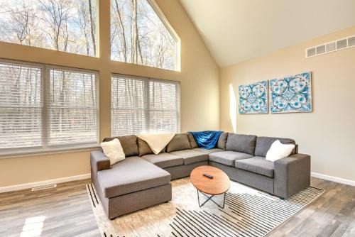 Hike and Ski Pocono Lake Home with Community Perks!