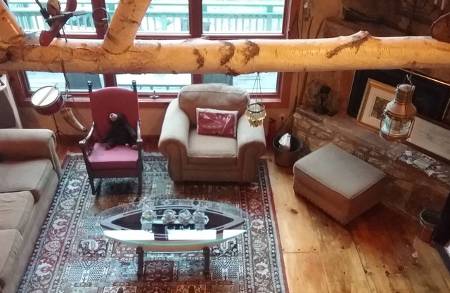 hiking -- swimming-- lodge located on base of adirondack mountain -- near lake