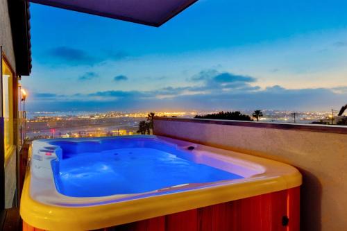Hilltop Hacienda – Private Villa Panoramic Views