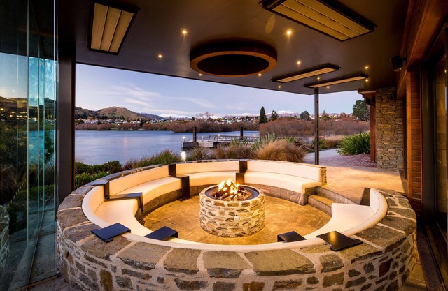Hilton Queenstown Resort & Spa