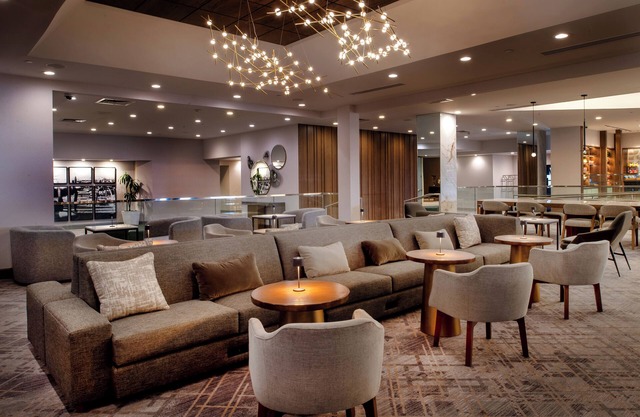 Hilton St. Louis Airport