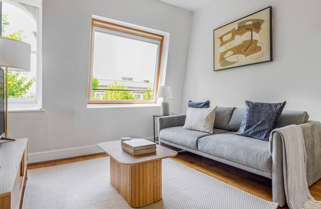 Hip Ladbroke Grove 1BR, nr Portobello Market & Station, by Blueground