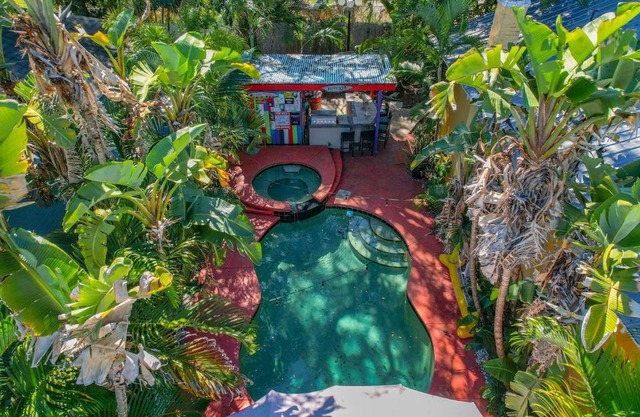 Historic Bungalow With Private Pool In Ybor City