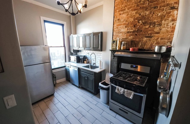 Historic Bushwick, Brooklyn Brownstone Apartment