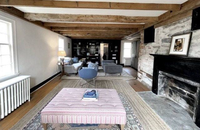 Historic Estate - 5 min to Mohawk Mt Ski Resort