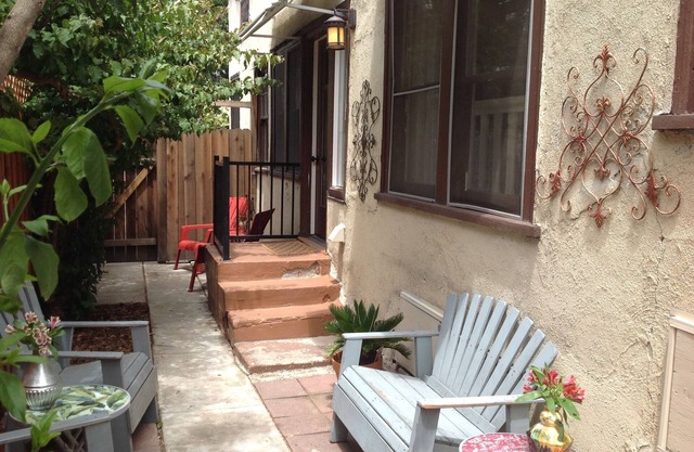 HIstoric Mediterranean in prime Silver lake