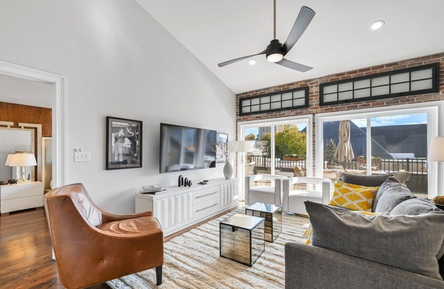Historic S&W Building Condo with Private 50 ft Terrace