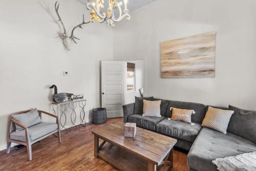 Historic Southern Magnolia, Blocks From Caddo