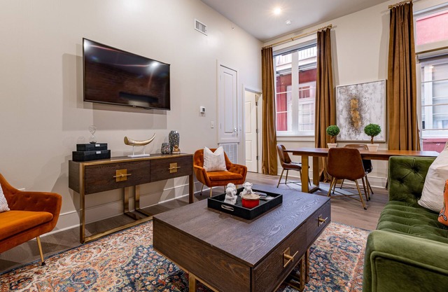 🧡HISTORIC! - Steps to it ALL! Stay in LUXURY with Your Own Private Terrace🧡| The Audubon