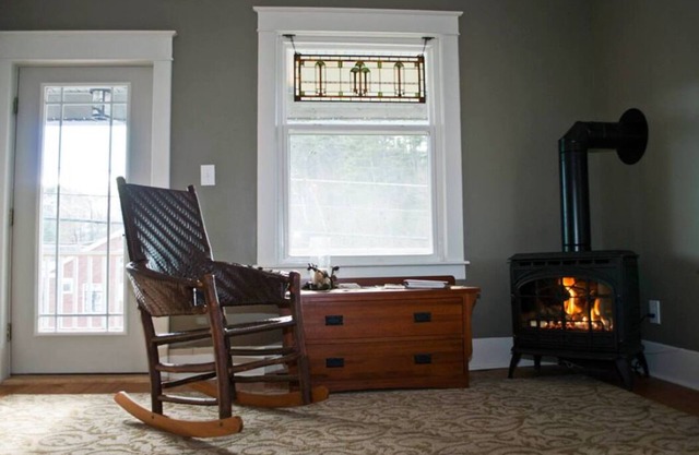 Historically Restored 1800's Dr.'s Residence Overlooking The Hudson River