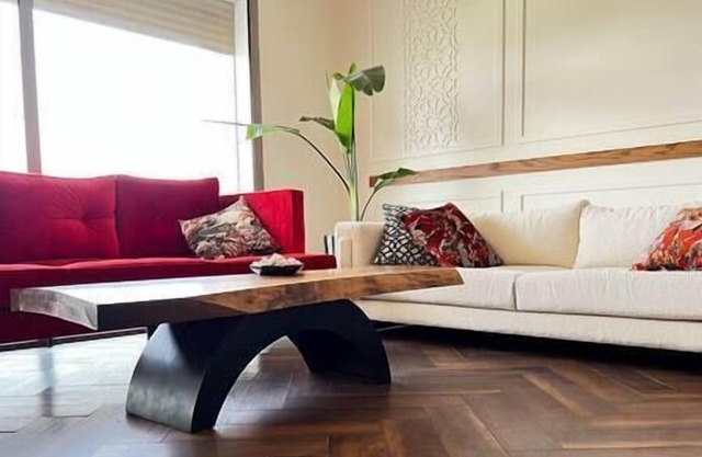 HM01 I Stunning architect-designed apartment