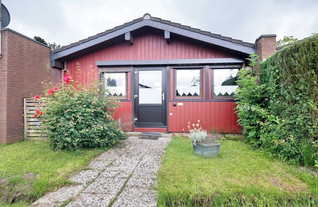 Holiday Home 'Haus Elli' with Private Terrace, Private Garden and Wi-Fi