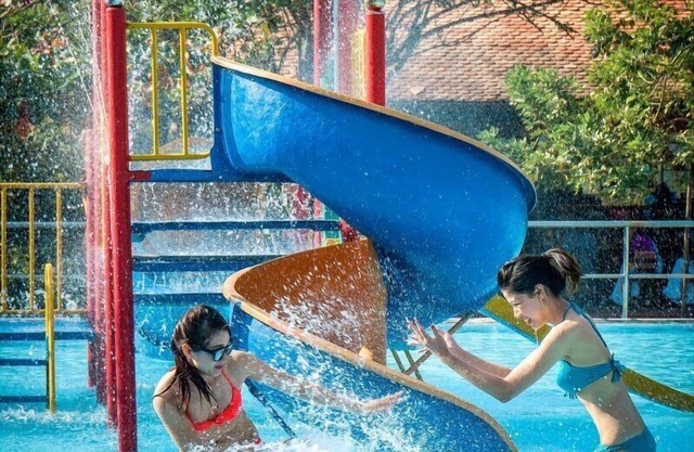 Ho May Resort