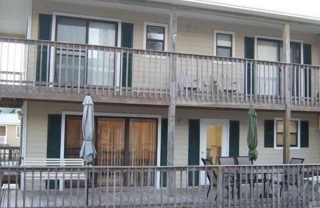 Hobbie's Hideaway - Fall Dates Available