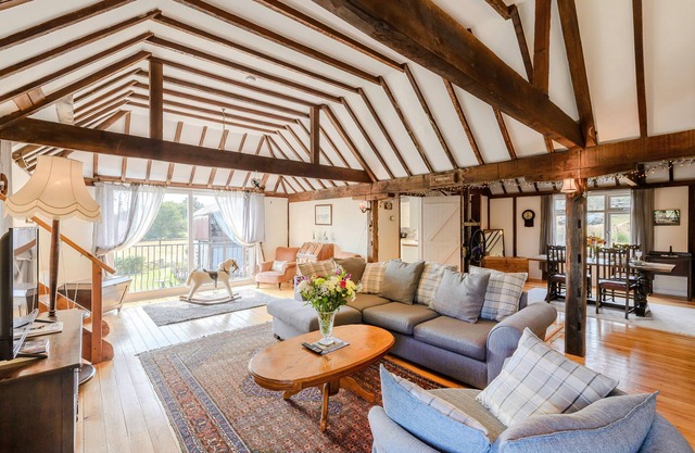 Hobbs Farm Oast View