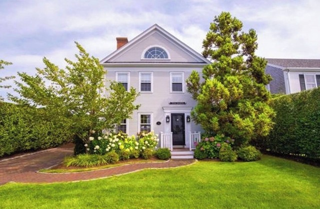 Hog Heaven-Quintessential ACK in Naushop w/Pool & Tennis ~ Near Beaches & Town