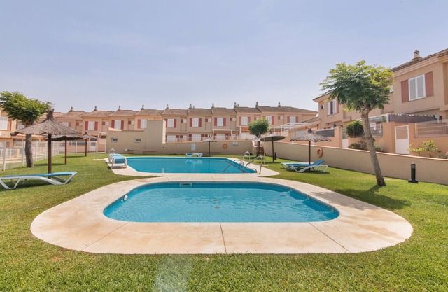 Holiday Home 'Puerta Marina Costa de la Luz' close to the Sea with Shared Pool