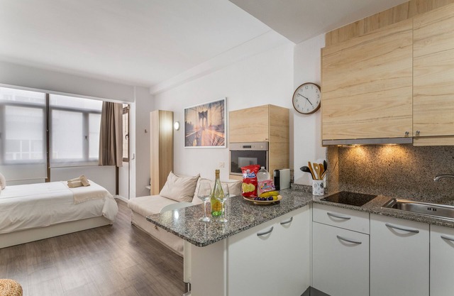 Holiday Studio 'Siempreviva Beach' with Wi-Fi