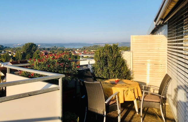 Holiday Apartment Merkle with Lake View, Shared Pool & Terrace