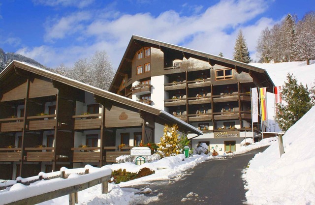 Holiday apartment with balcony and wifi
