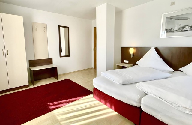 Holiday Apartment 'Friedrichshafen' with Shared Garden, Balcony and Wi-Fi