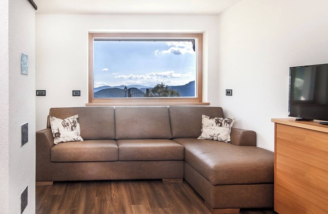 Holiday Apartment Avea App 1 with Mountain View and Garden
