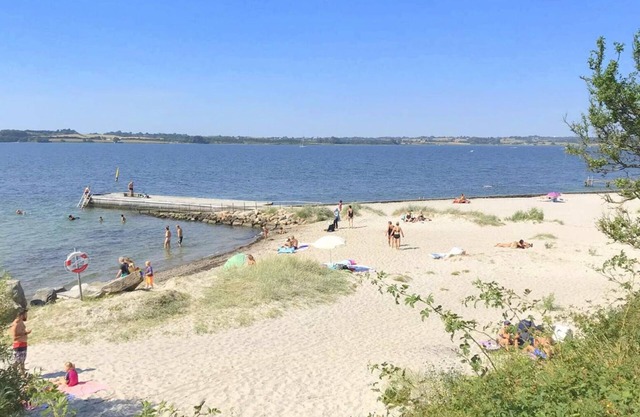 Holiday apartment by the sea, children and dog friendly place - no extra costs