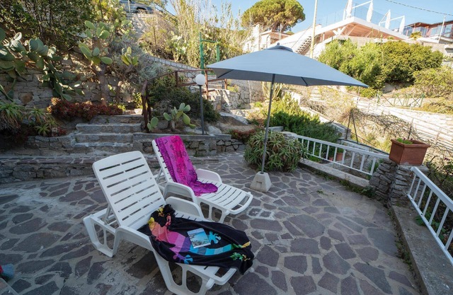Holiday apartment Cavoli for 1 - 2 persons - Holiday apartment in one or multi-family house
