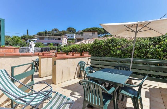 Holiday Apartment "Il Quadrifoglio 2" near Beach with Private Terrace & Wi-Fi