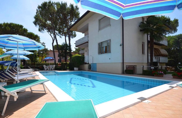 Holiday apartment mit Pool