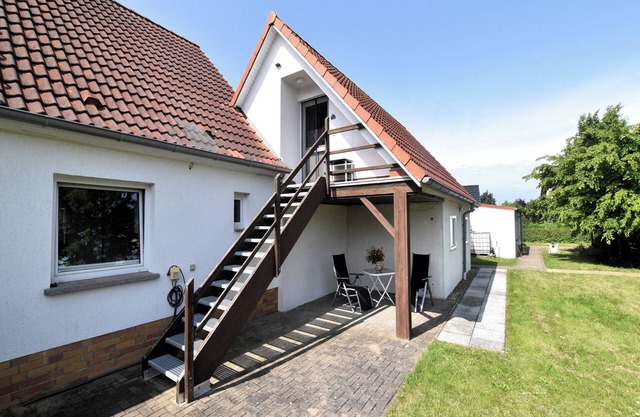 Holiday apartment near the beach with a terrace
