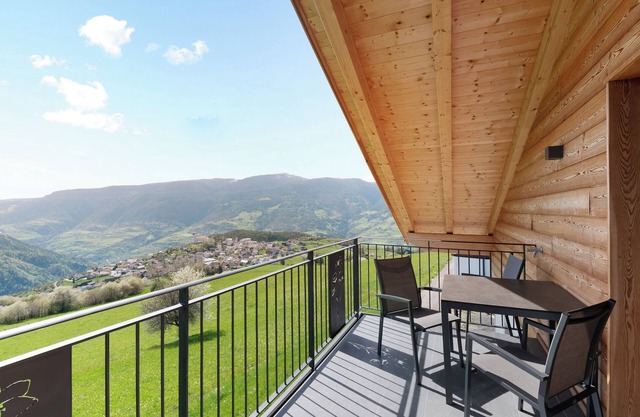 Holiday Apartment 'Platiederhof Apt Lajen' with Mountain View, Shared Garden & Wi-Fi
