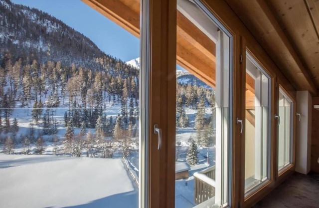 Holiday apartment Pontresina for 1 - 3 persons with 2 bedrooms - Holiday apartment in one or multi-f
