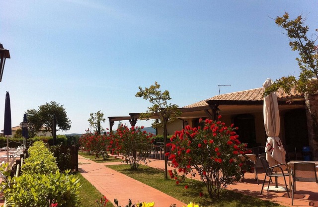 Holiday apartment Pomaia for 1 - 4 persons with 2 bedrooms - Holiday apartment