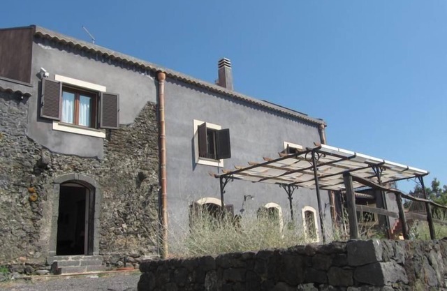 Holiday apartment Trecastagni for 2 - 4 persons with 2 bedrooms - Twin house