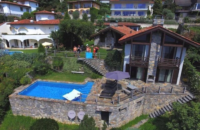 Holiday house Brione sopra Minusio for 1 - 6 persons with 3 bedrooms - Holiday home