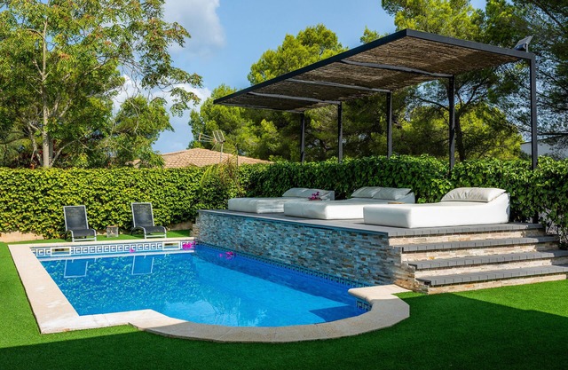 Holiday Home 'Villa Tauler' with Private Pool, Wi-Fi and Air Conditioning
